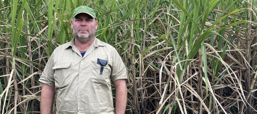 Mick Herse cane farmer Eagleby canefields farm says farm doomed by new Coomera Connector highway cutting through his land